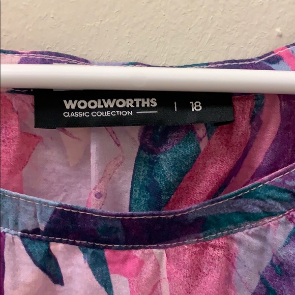 Colorful lightweight top - Picture 2 of 3